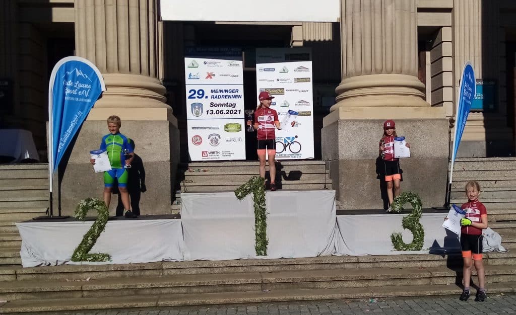 13.06.2021-Meiningen-U10w-1.-Platz-Martje-Plamp-3.-Platz-Fiona-Schmidmaier-4.-Platz-Anna-Grundei-Fotograf-SC-Berlin-Abt.-Radsport