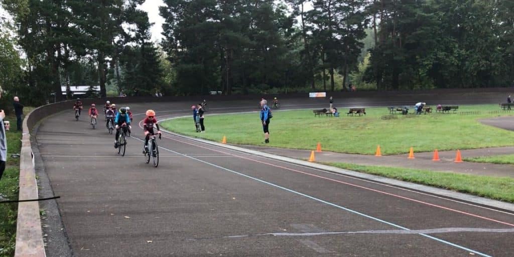 13 09 2021 Fredersdorf Die U11 dreht ihre Runden Fotograf SC Berlin Abt Radsport