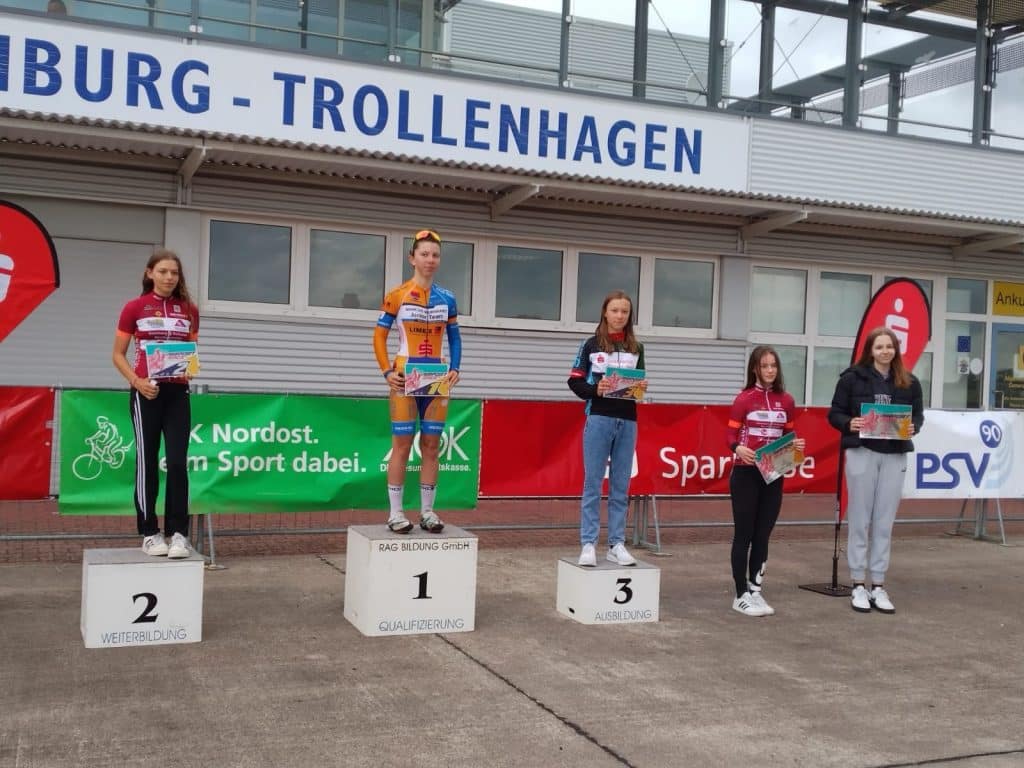 26 09 2021 Trollenhagen U15 2 Platz Ella Grüneberg 4 Platz Emili Steffen Fotograf SC Berlin Abt Radsport