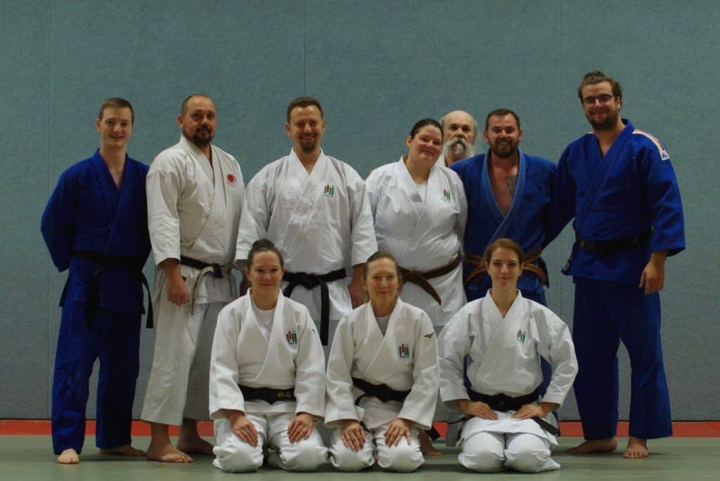 Gruppenfoto Judo Karate Foto Julian M