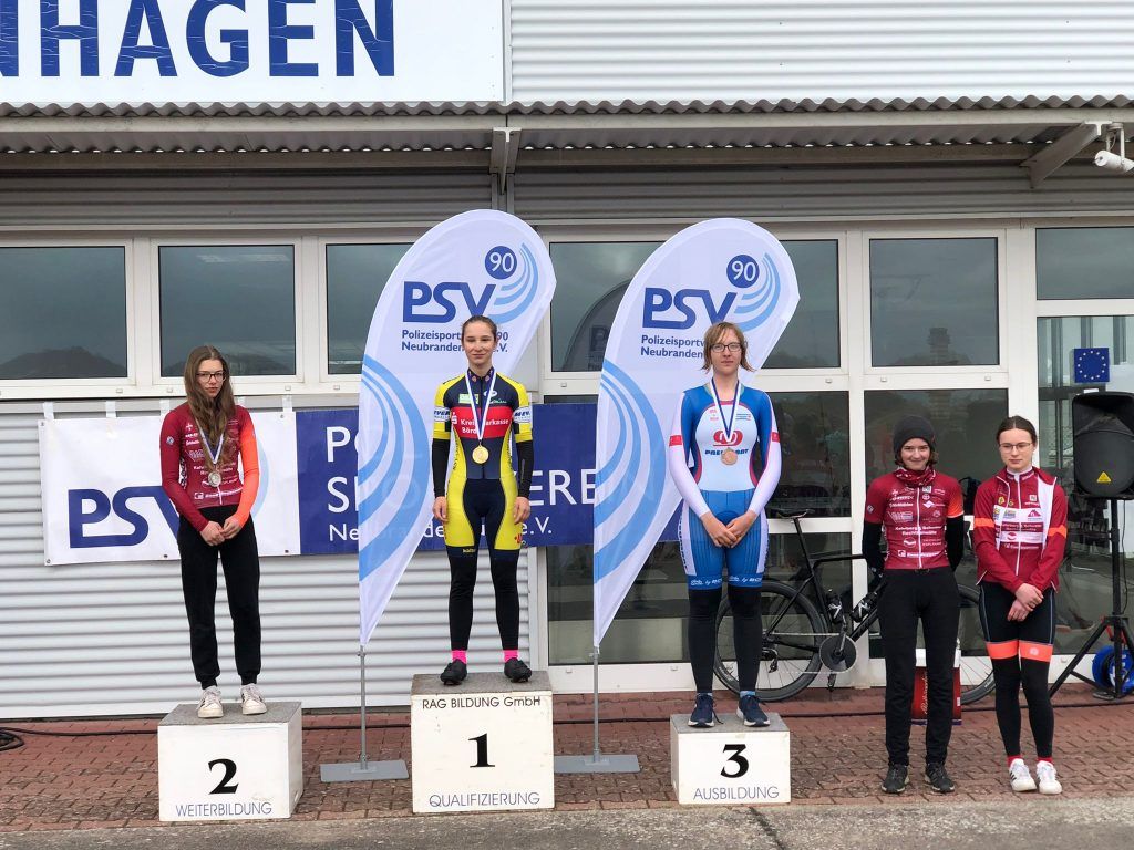 Trollenhagen U17w 2 Platz Ella Grueneberg 5 Platz Pia Tittel 6 Platz Emili Steffen