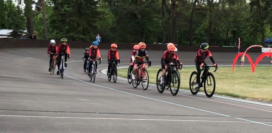 Fredersdorf Die U11er auf der Radrennbahn