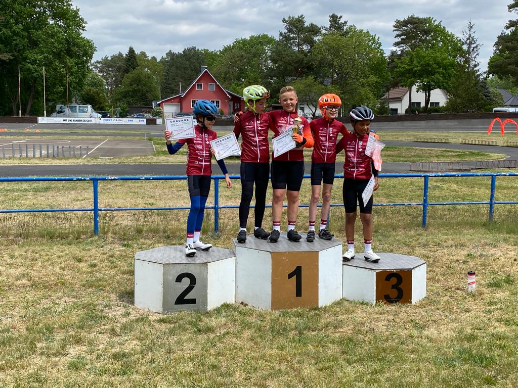 Fredersdorf U13m 1 Platz Lennon Priegnitz 2 Platz Fabian Trachte 3 Platz Noah Kopper 4 Platz Ruben Buelow 5 Platz Cameron Ongangi