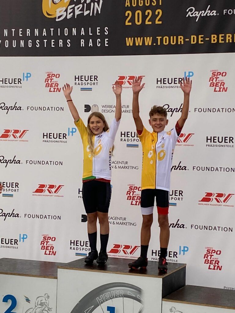 TdB U13w Gesamtwertung Gelbes Trikot fuer Karla Mueller