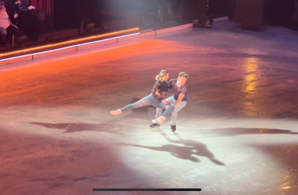 Holiday on ice 1