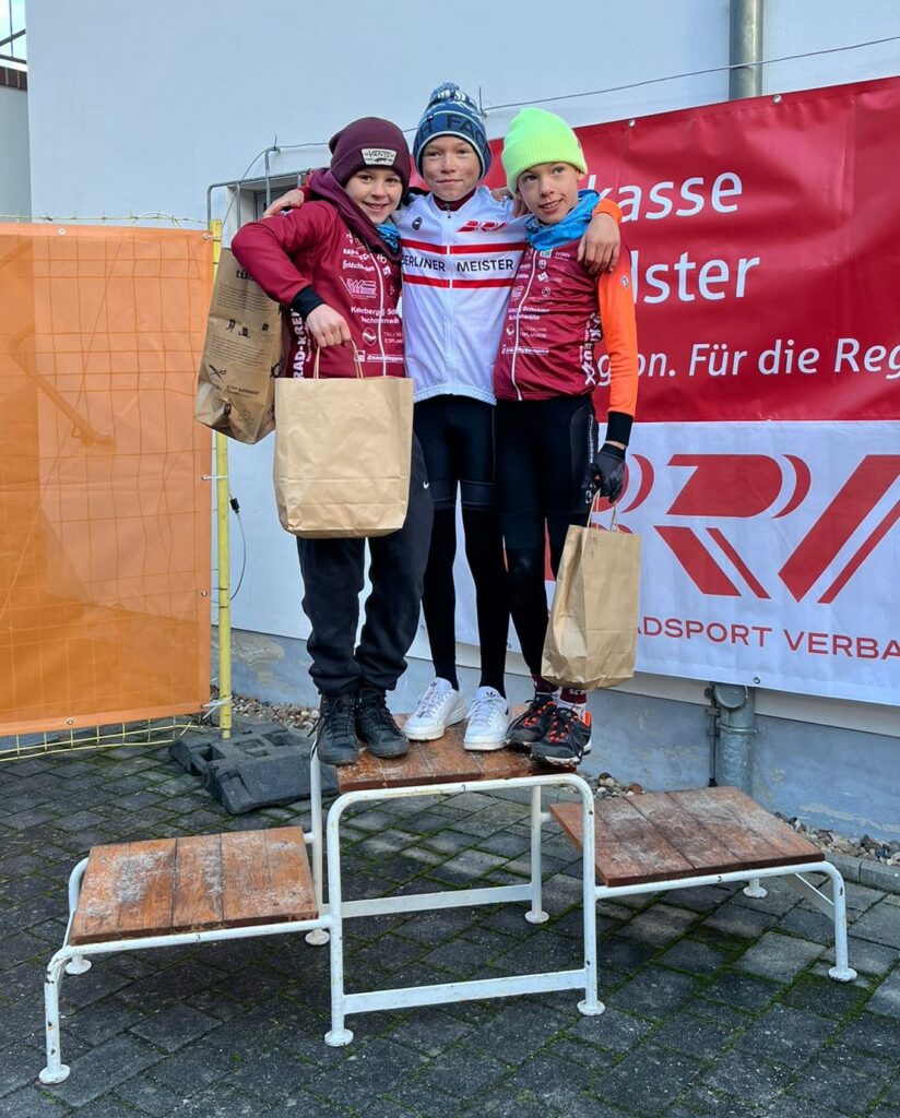 Cross LVM Finsterwalde U13m 1 Platz Emil Fischer 2 Kostja Schmähling 3 Akira Damm