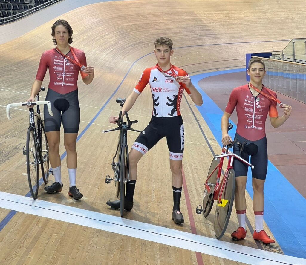 LVM 2000m Einerverfolgung 2 Platz Nils Borrmann 3 Platz Anton Arndt