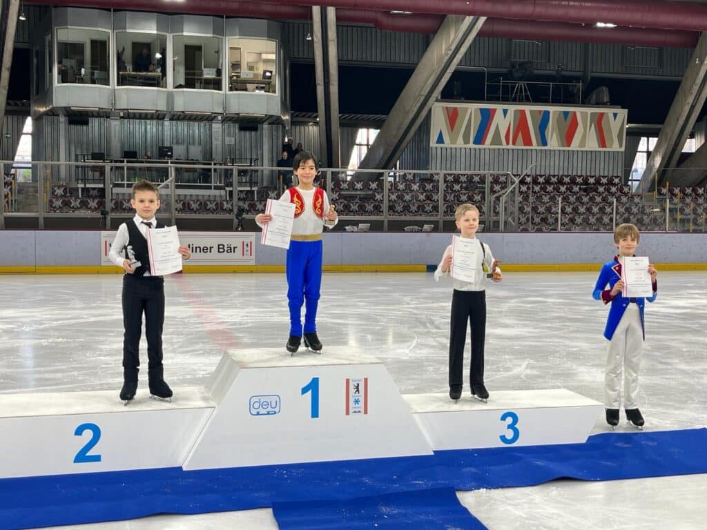 Kleiner Berliner Bär 2024 im Erika-Heß-Eisstadion