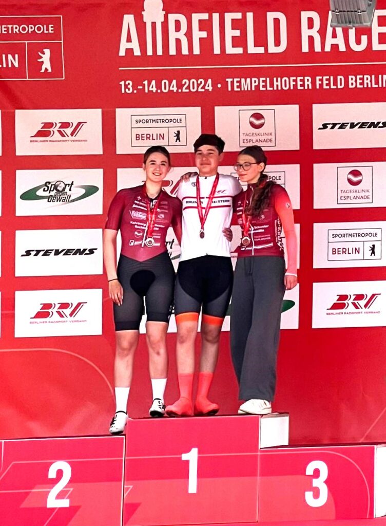 LVM EZF U19w 2 Platz Clarissa Pagano 3 Platz Ella Grüneberg