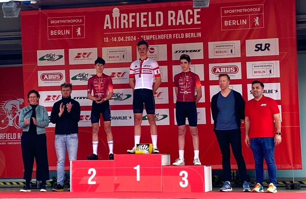 LVM Straße U17m 1 Platz David Moritz 2 Platz Erno Höftmann 3 Platz Ekain Herrmann