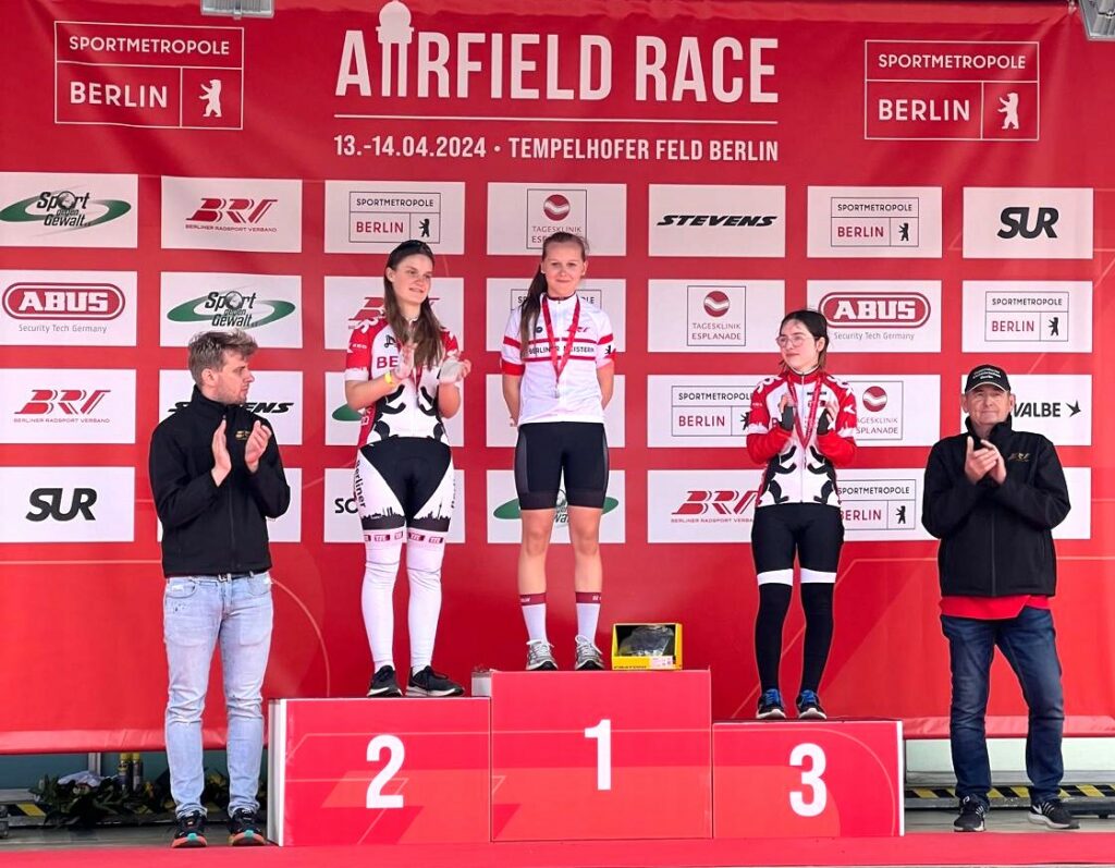 LVM Straße U17w 1 Platz Charlotte Leonhardt