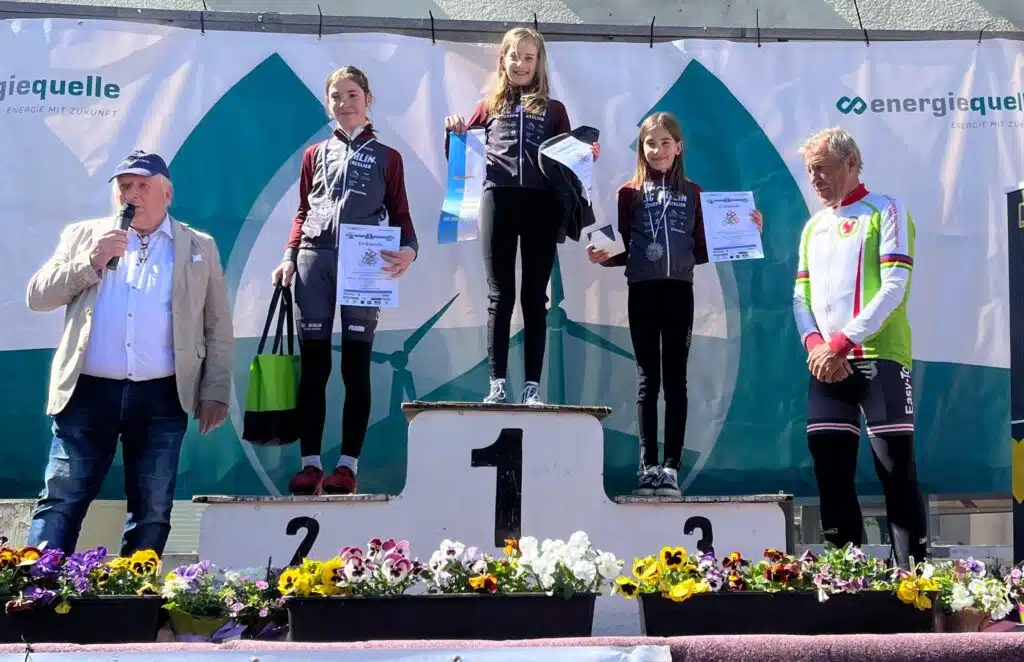 Mittenwalde U13w 1 Romy Hoppe 2 Platz Kaja Gellner 3 Platz Fiona Schmidmaier